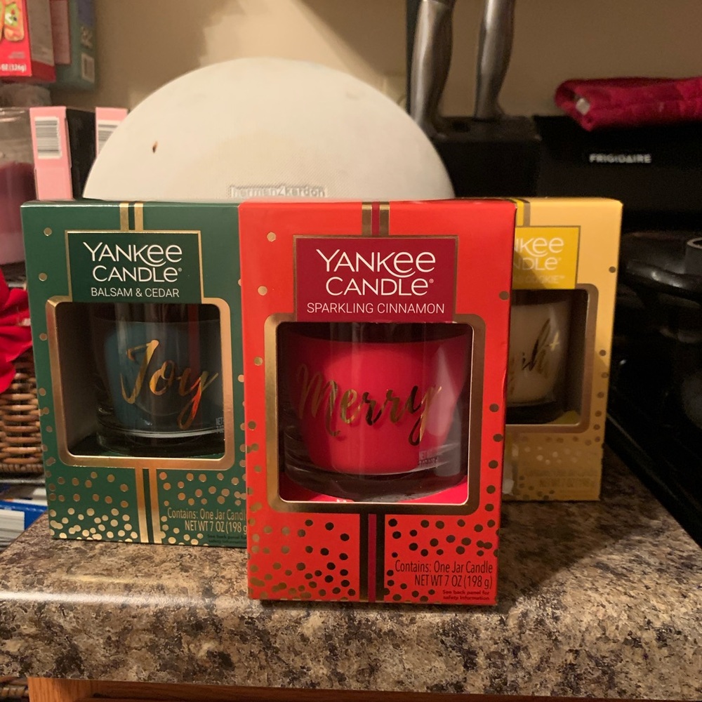 Brand new Yankee candles
